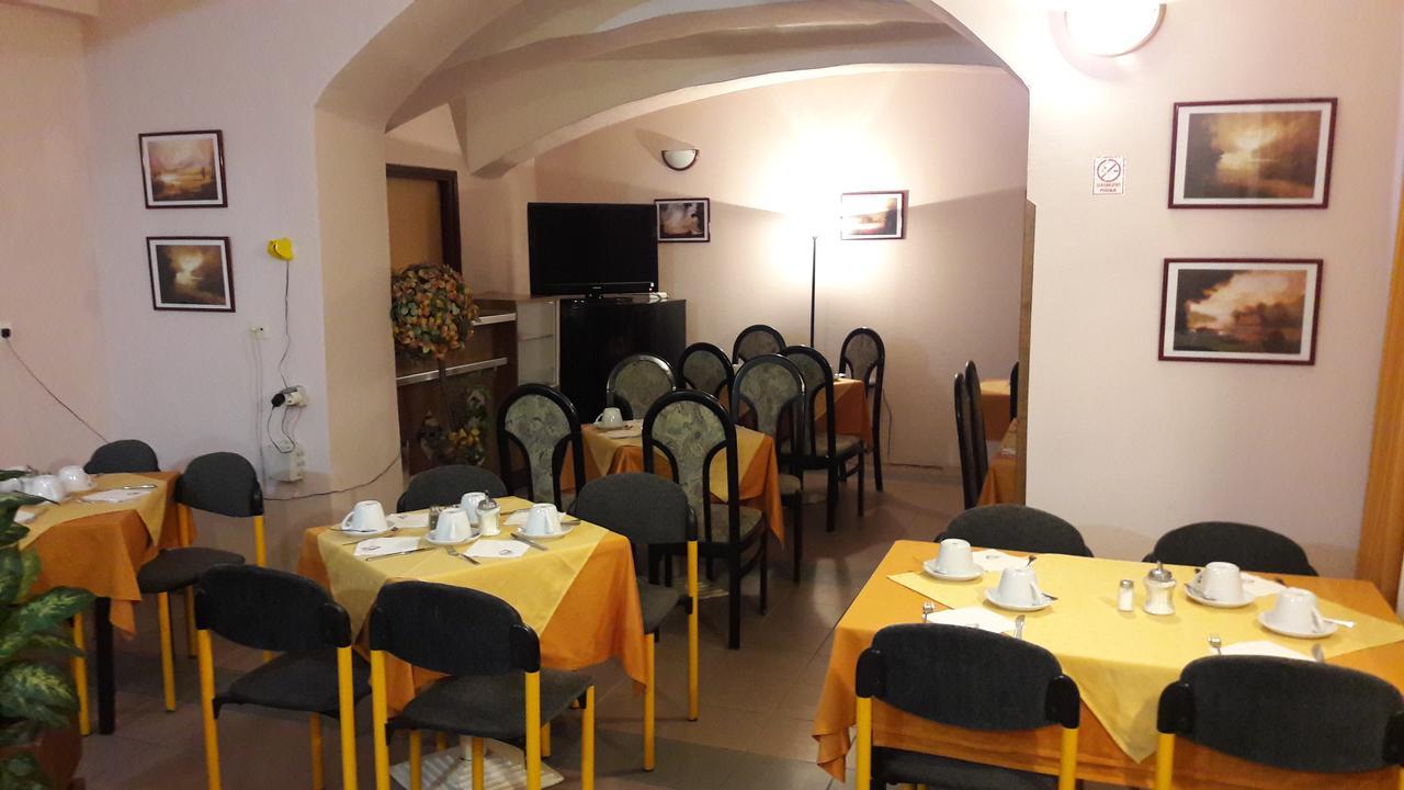 Hotel Veli Joze Пула Экстерьер фото